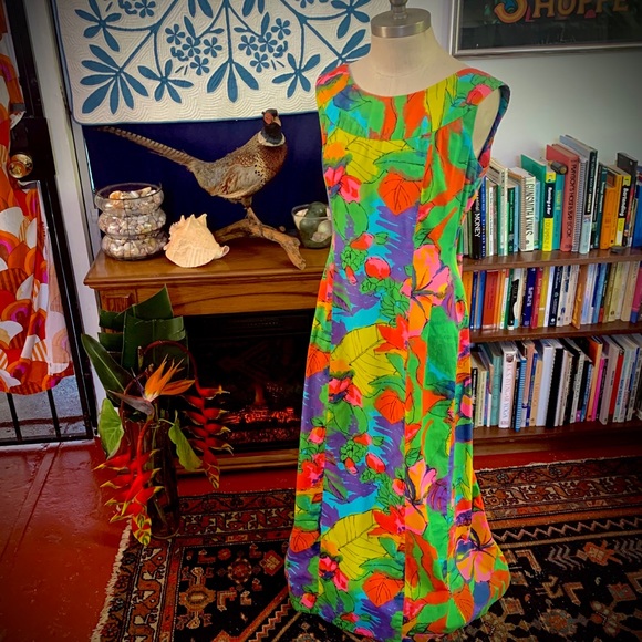 Tori Richard Dresses & Skirts - SOLD!! Vtg psychedelic watercolor watteau dress